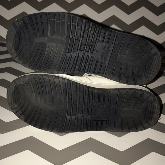 Old Navy hi top sneakers - Picture 6 of 8